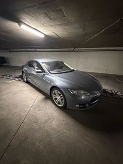 2014 Tesla Model S 70