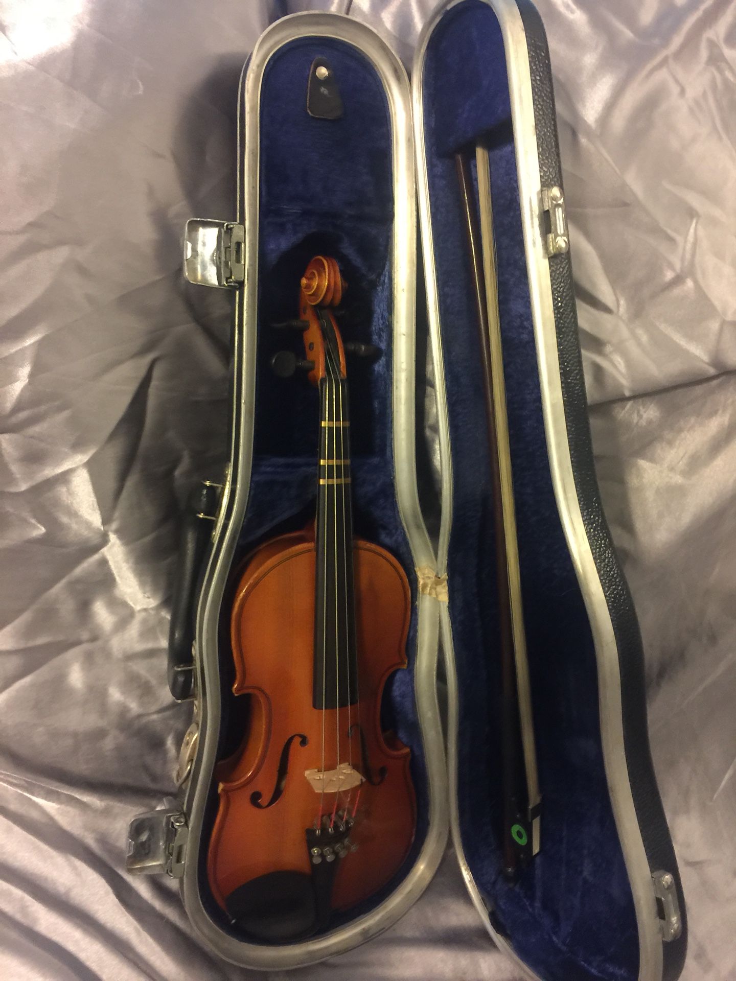 Rare 1986 Andrew Schroetter Violin 1/4 scale with case and bow