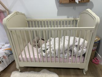 Restoration Hardware Baby crib