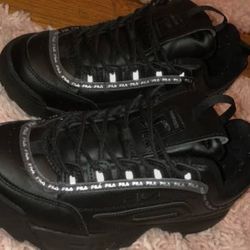 Fila's Size 7½ Women's ( I Deliver) Best Offer?