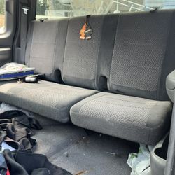 03 Ford F150 Back Seat .