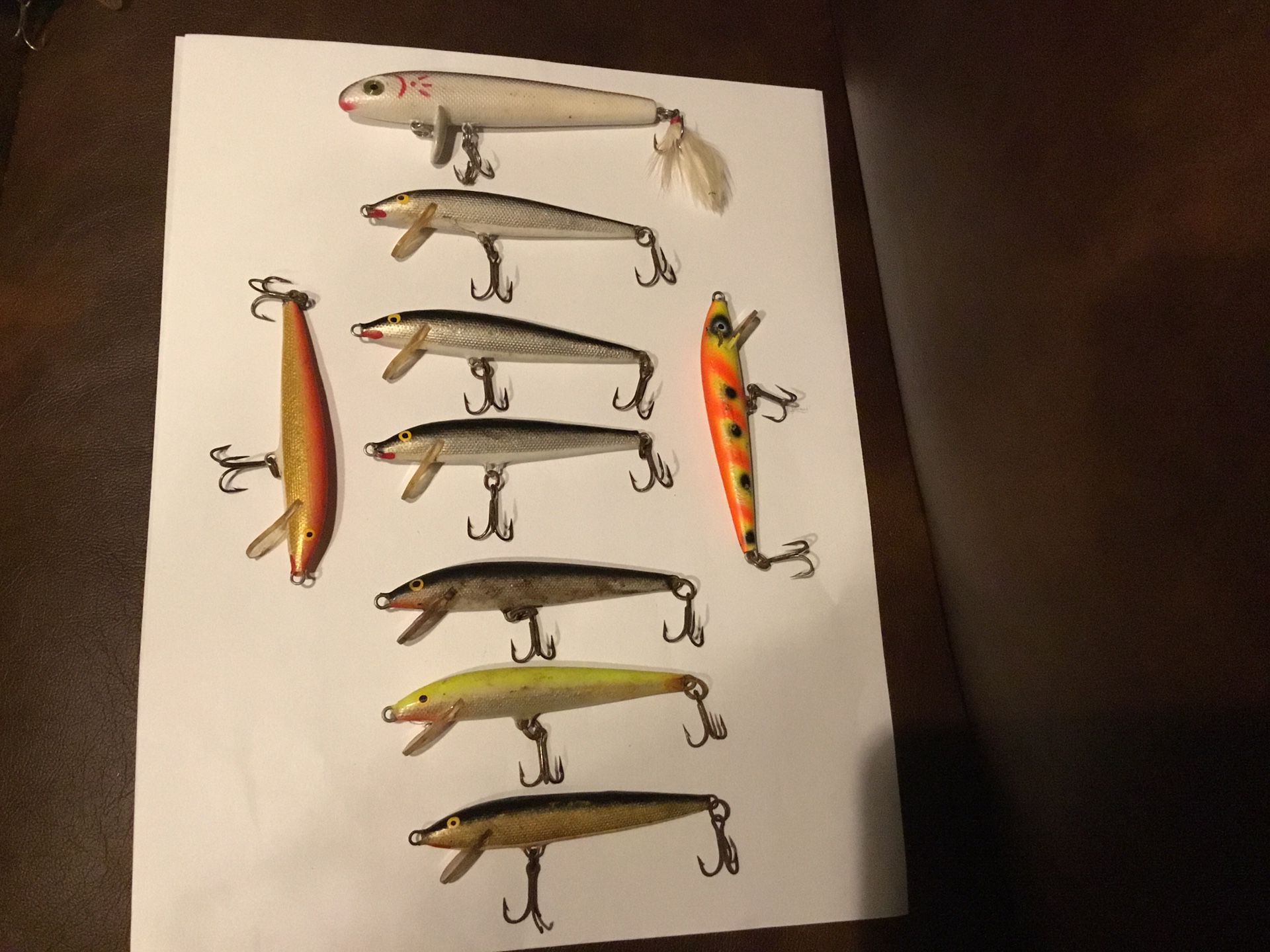 9 assrt size and color crainkbait walleye fishing lures, made in detroit mi in the 1980s