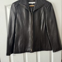 Women’s Wilson, Soft Leather Jacket. -   Size Small