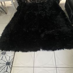 Rougue Tapete Black Negro 7x5 New