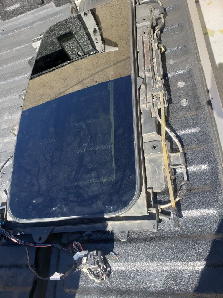 2006 Chevrolet Silverado ss OEM sunroof