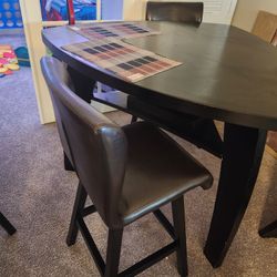 Dining Room Table 