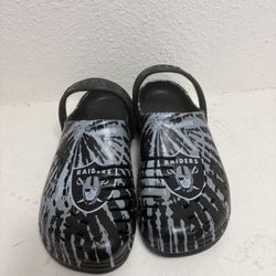 Crocs / Raider Print / Size XL / $20
