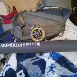 Orvis Rod And Reel With FISHPOND WADER BAG WITH ACCESSORIES 