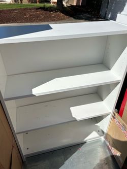 I have 2 small shelfs both for 12 daller