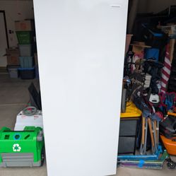 16 cubic foot deep freezer