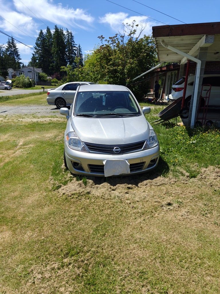 2011 Nissan Versa 