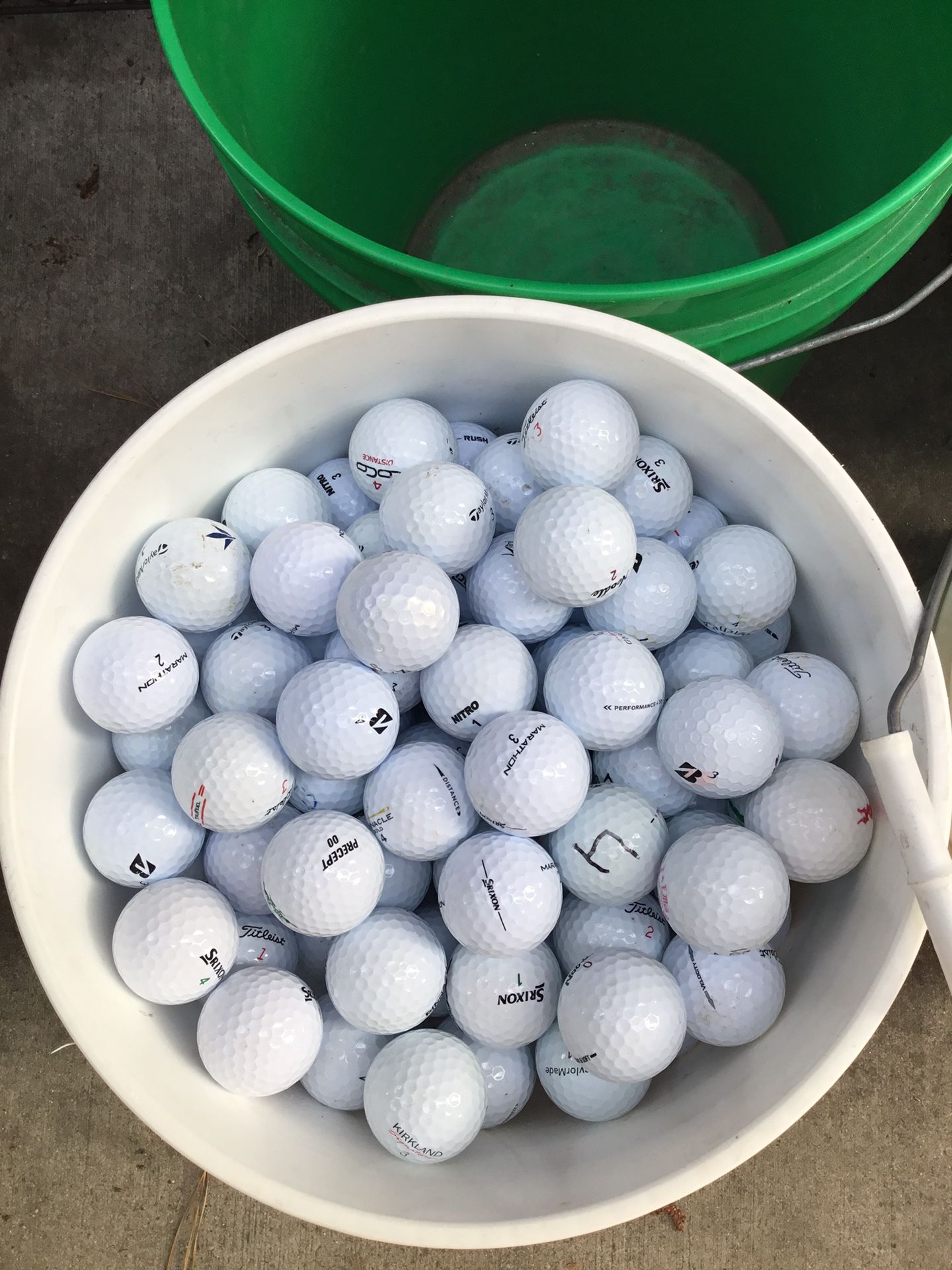 Buckets Of Clean White Golf Balls Approximately 300 Balls Per Bucket ...