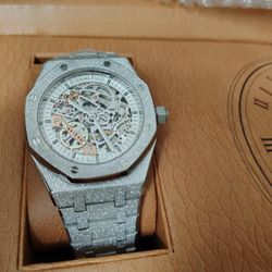 A.P Skeleton Diamond Dust