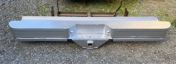 1990 Ford F250 Factory Bumper W/Tow Hitch