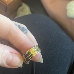 Gold Ring 