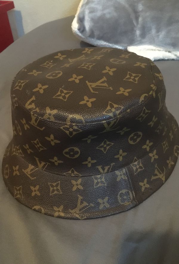 Jadakiss Louis Vuitton Bonnet Monogram Hat & Scarf Splash