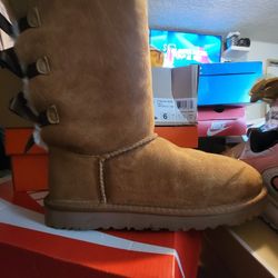 Boots UGG