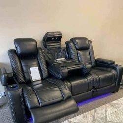 Party TimeMidnight Reclining Sofa And Loveseat
Ashley Furniture$10 Down Payment And Financing Available