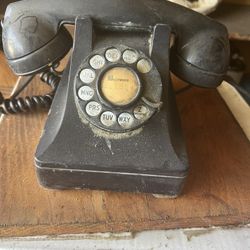 Western Electric Antique Rotary Telephone 