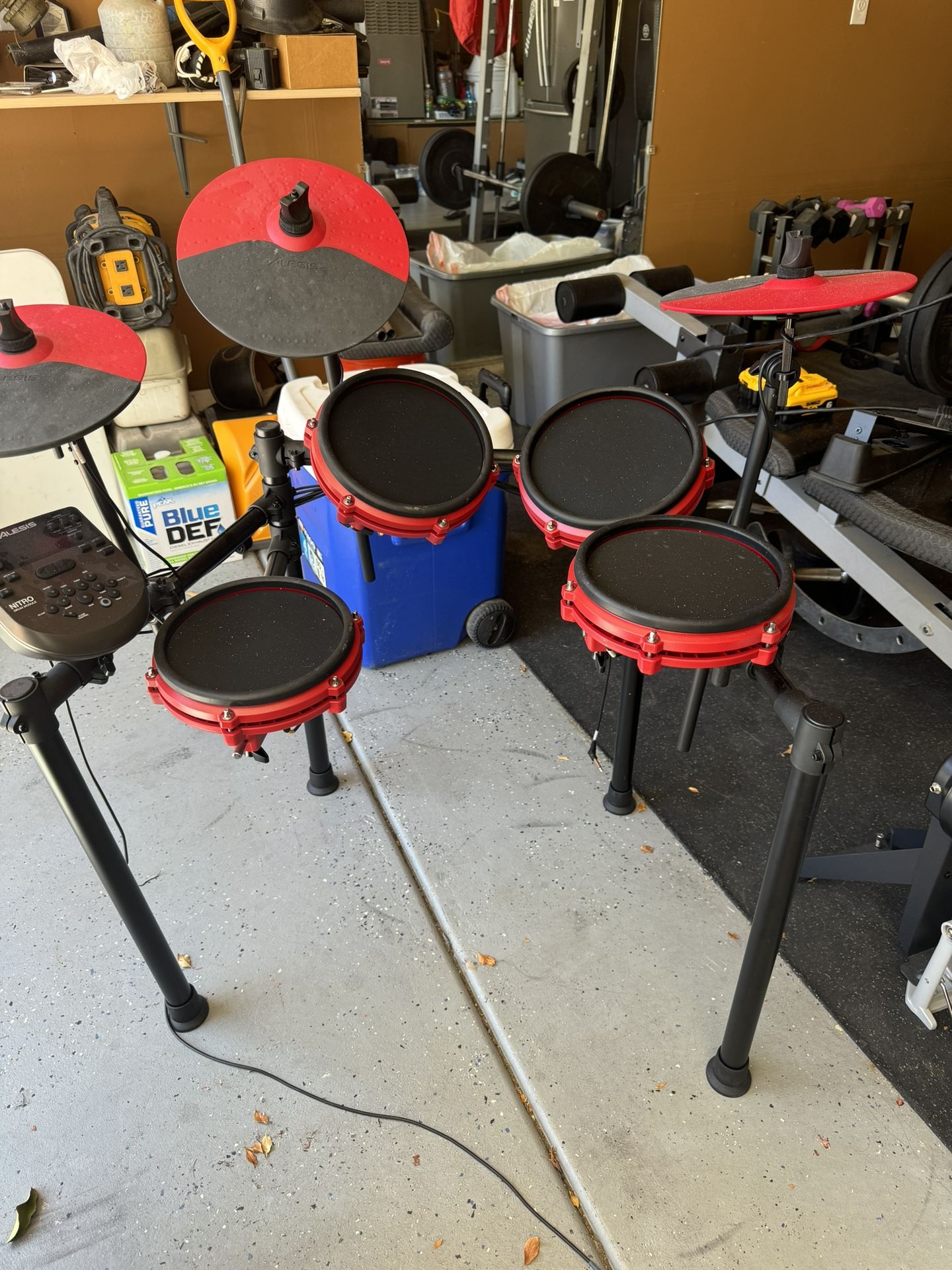 Alesis Nitro Max 8-Piece Electronic Drum Set With Bluetooth