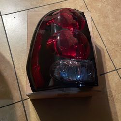 2003 Trail Blazer Tail Light 