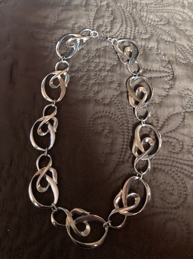 Collar silver