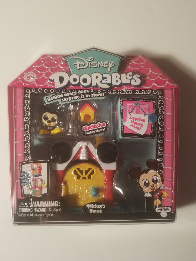 Disney doorables mini stack playset Mickey and friends