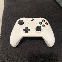 Xbox One Wireless Controller $30 FIRM (tested)