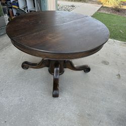 Circle Table