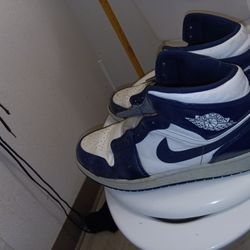 Nike Jordans 1Mid  Armor NavyBlue