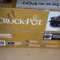 Unopened Crock Pot 