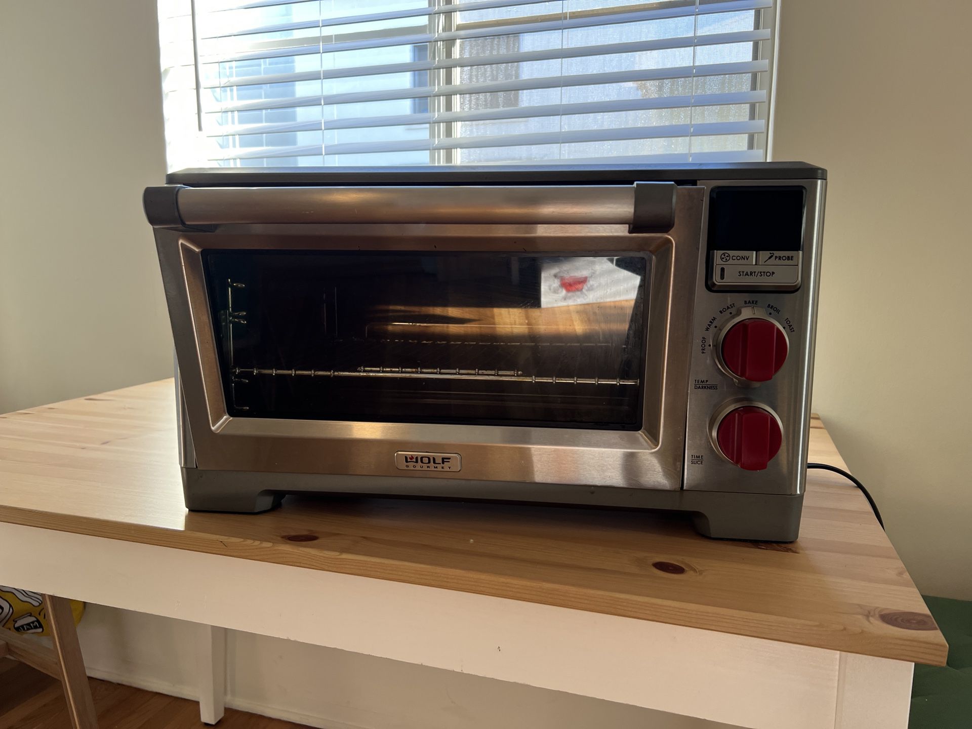 Wolf Gourmet Elite Digital Countertop Convection Toaster Oven