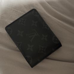 Men’s Louis Vuitton Wallet