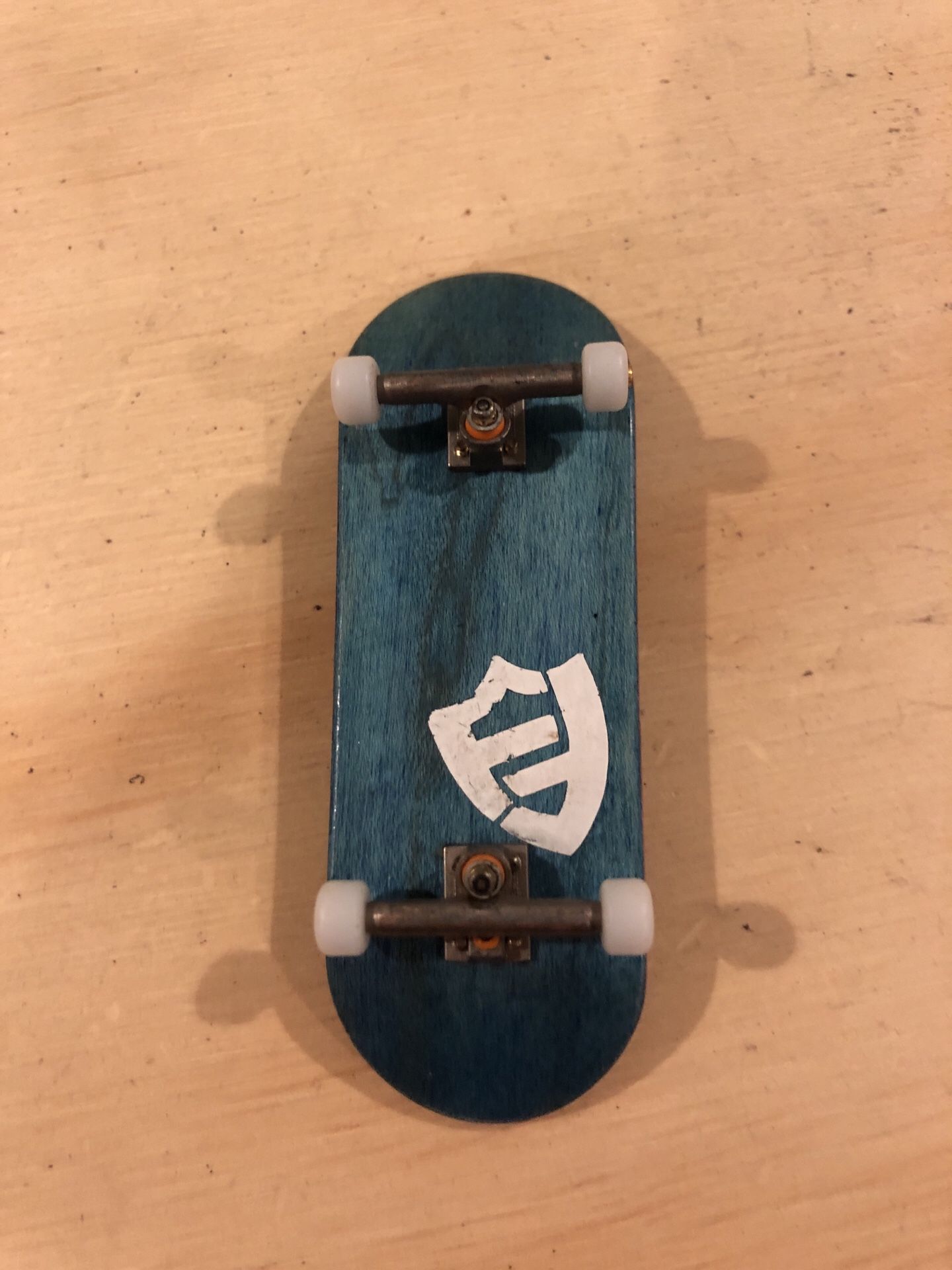 Flat face deck with black river trucks