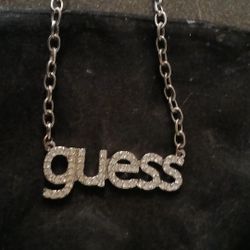 Beautiful Guess Necklace New