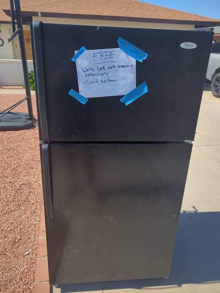 Top Freezer Refrigerator