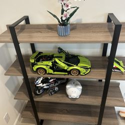 Display / Bookshelf