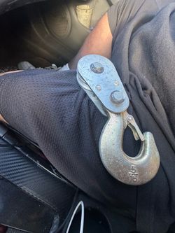 Pulley hook