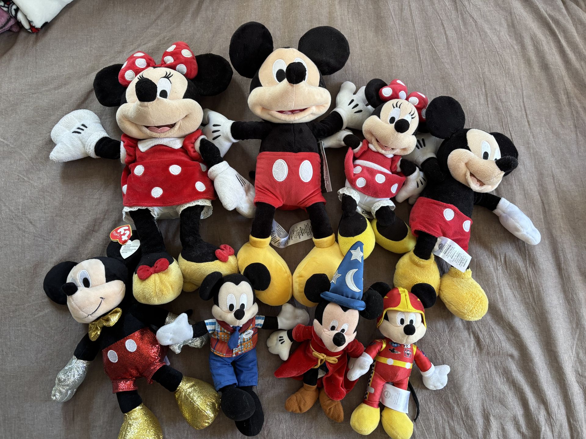 Mickey and Minnie Disney plush doll bundle