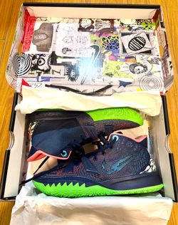 Nike Kyrie 7 “Midnight Navy” size 9.5