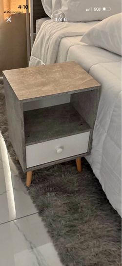 2 modern night stands