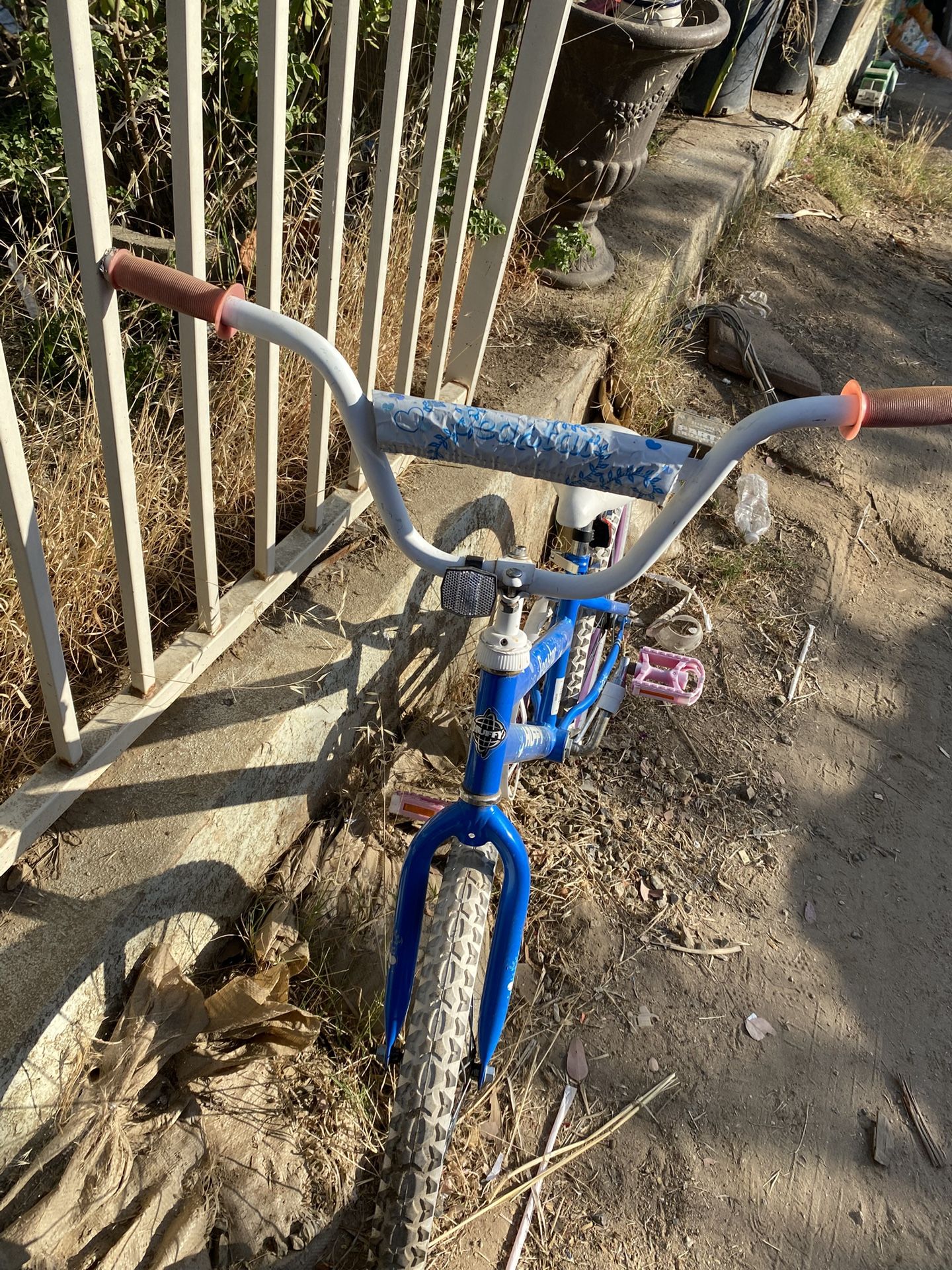 Little Girls Guffy Bike.