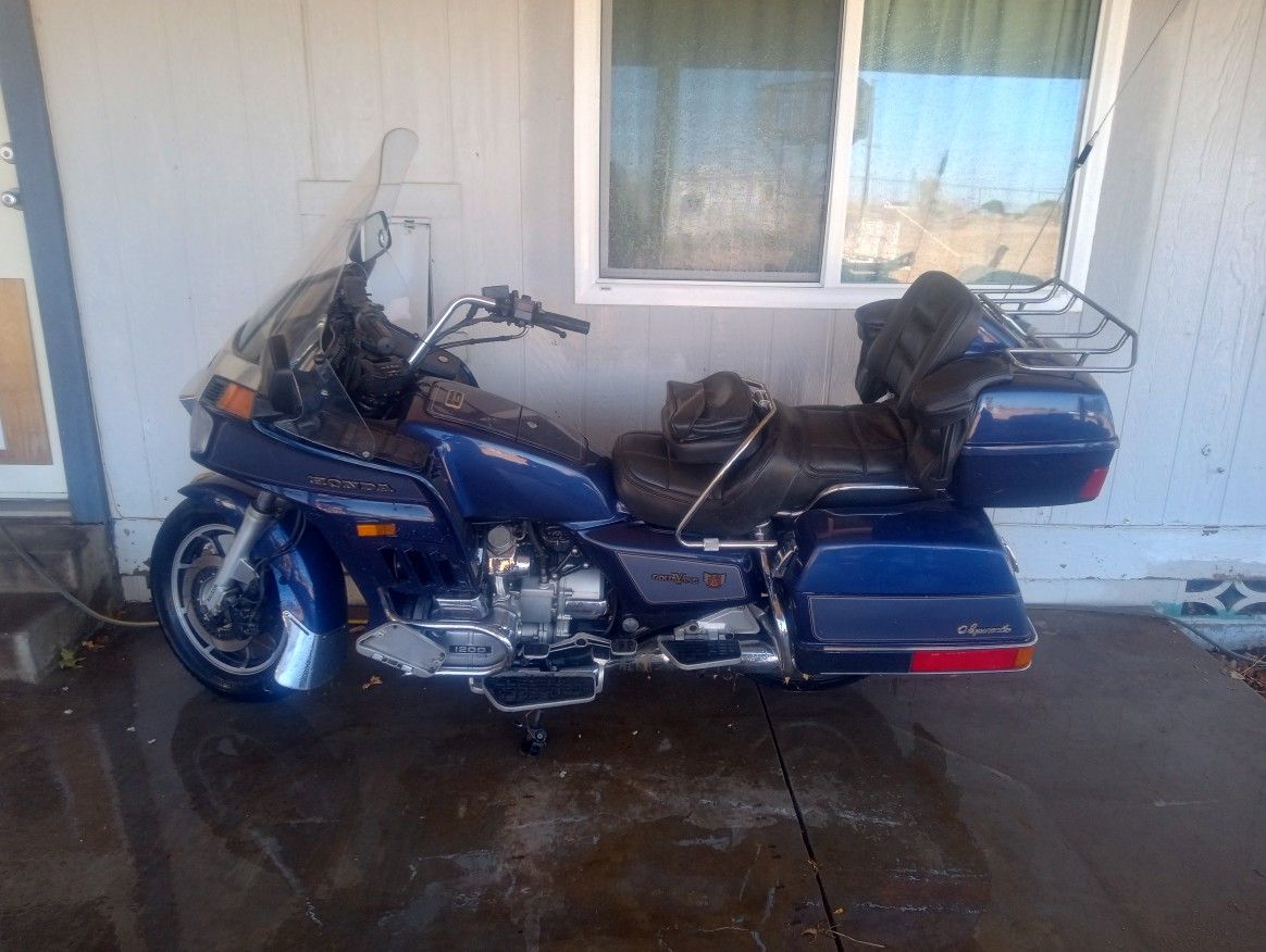 Honda Gold Wing 1986