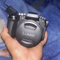 LUMIX g85
