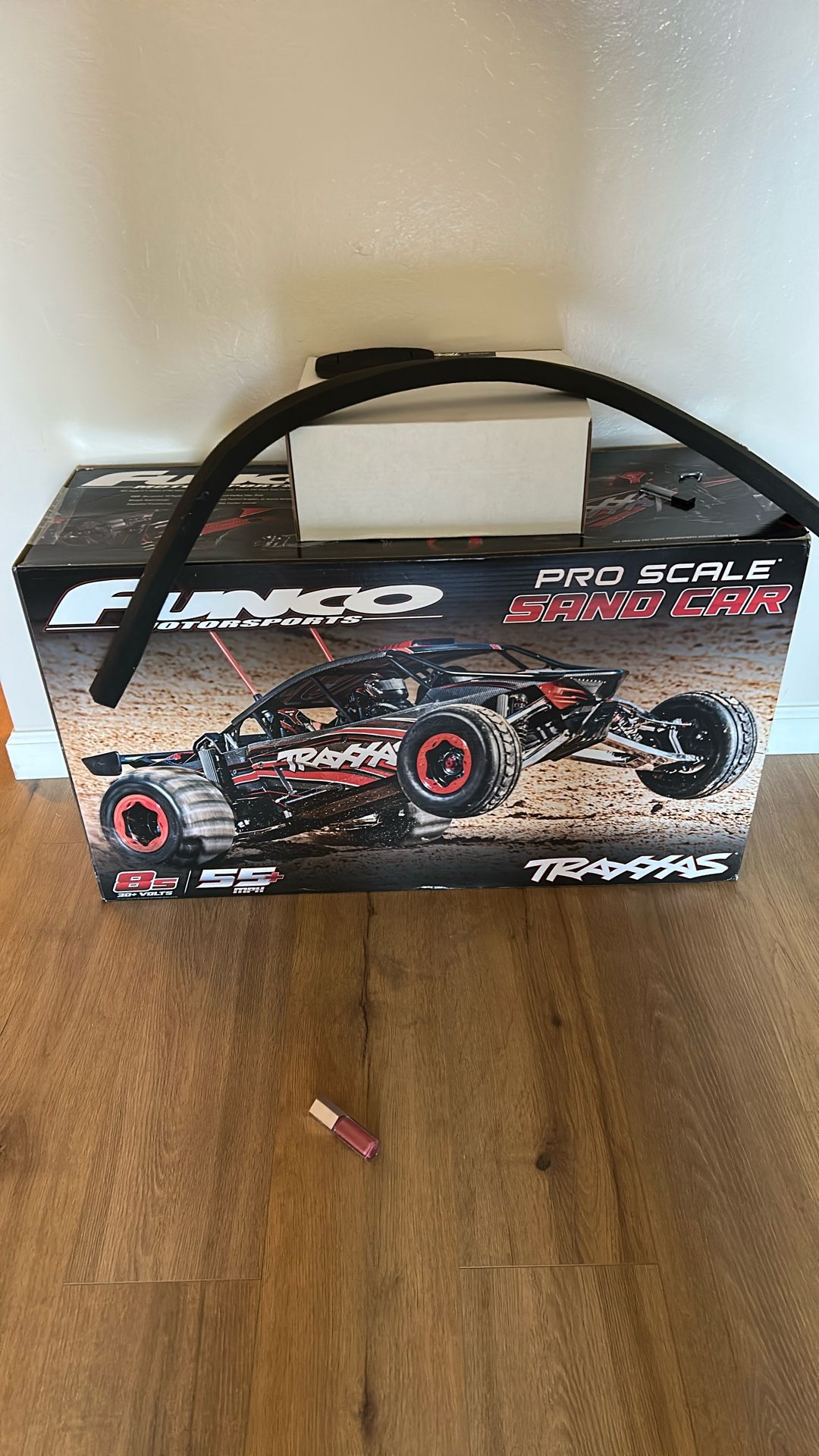 TRAXXAS PRO SCALE SAND CAR 8s With BATTERY KIT