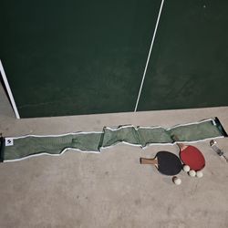 Table Tennis/ Ping Pong Table