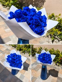 Blue rose bouquet.