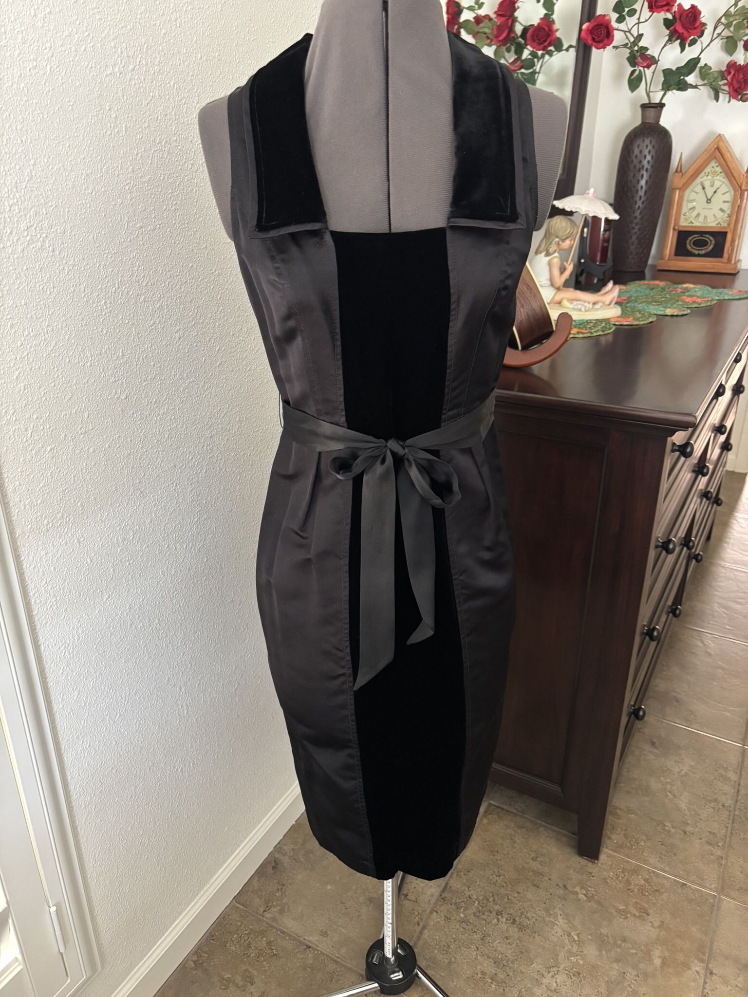 Vera Wang Velvet Dress Holiday Cocktail Dress Vera Wang Black Velvet Satin