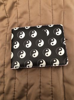 Buckle-Down Yin Yang Anime Wallet 