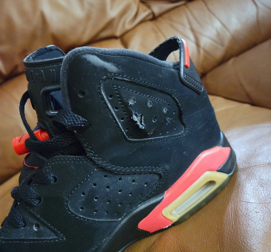 Air jordan 6 black hotsell infrared 1991